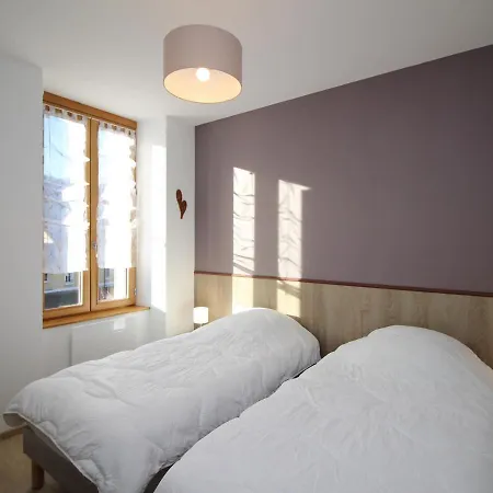 T3 Confortable Avec Parking Et Wifi Au Mont-dore - Fr-1-608-87